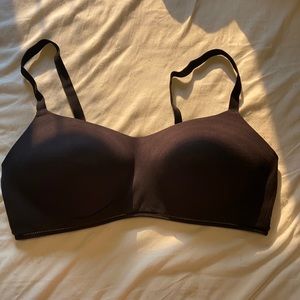 Basic t shirt bra!